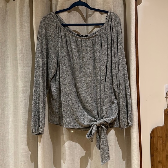 Love and Legend top - Picture 1 of 3